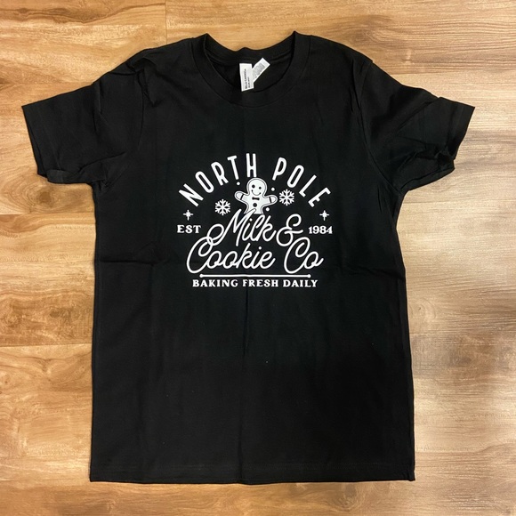 Other - North Pole & CO. Girls Santa T-Shirt Christmas Black Size 14/16 Large Youth